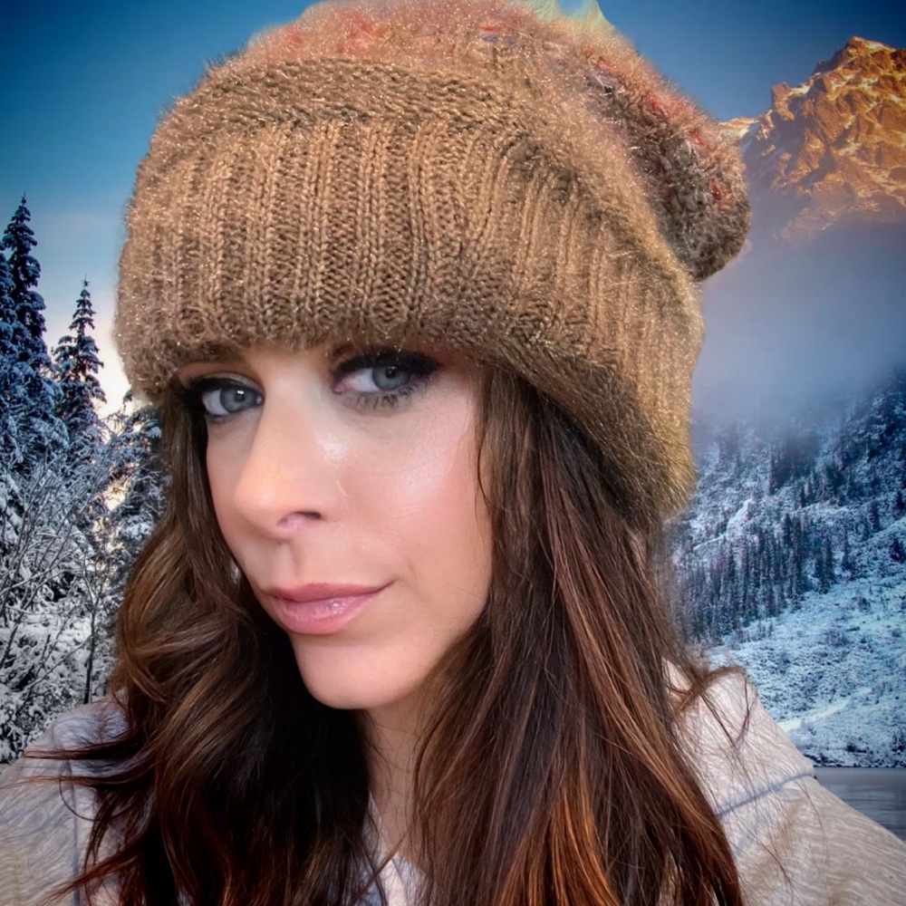 Cozy Brown Knit Beanie with Pom Pom